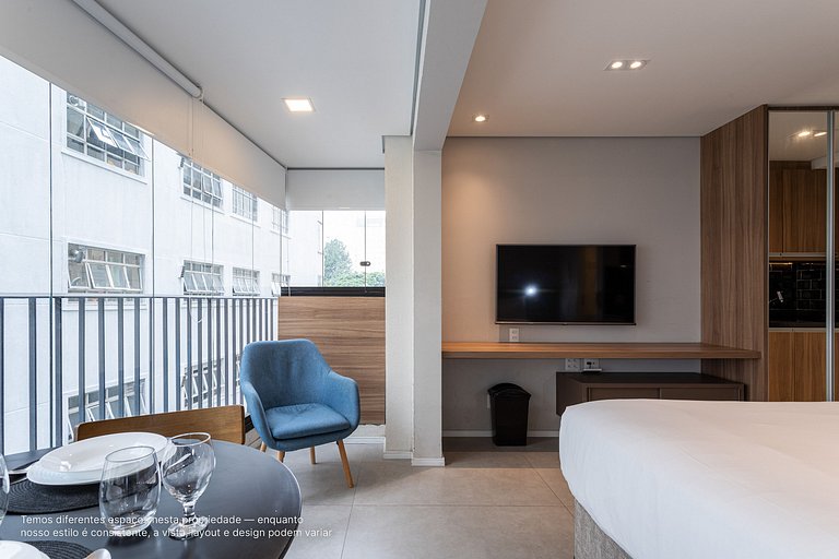 Studio em prédio moderno próximo ao Pq Ibirapuera