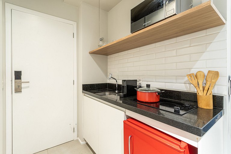 Studio mobiliado, equipado |Próx parque Ibirapuera