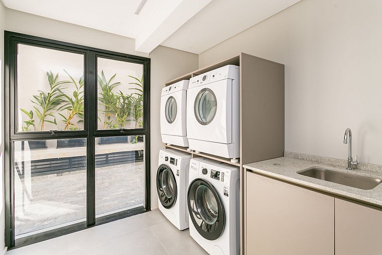 Studios renovados com cama King no Centro