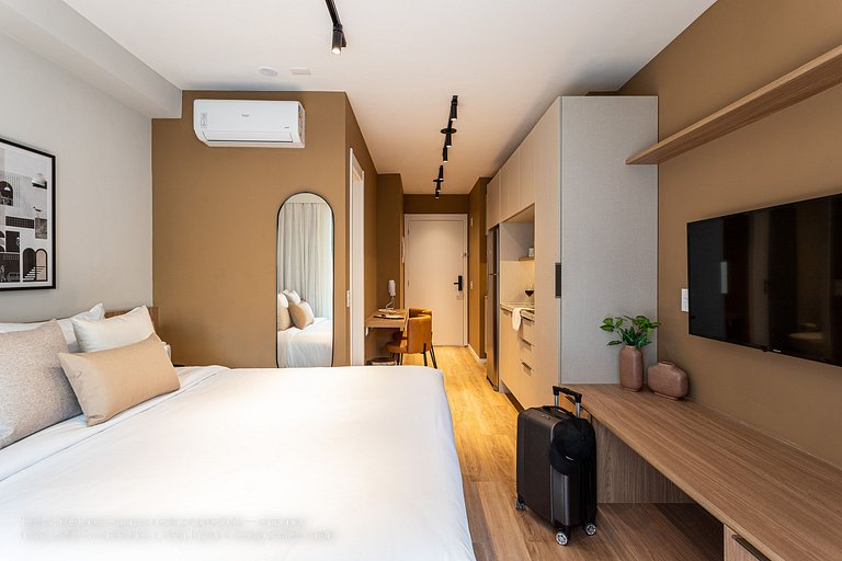 Apto com cama queen em predio NOVO com piscina