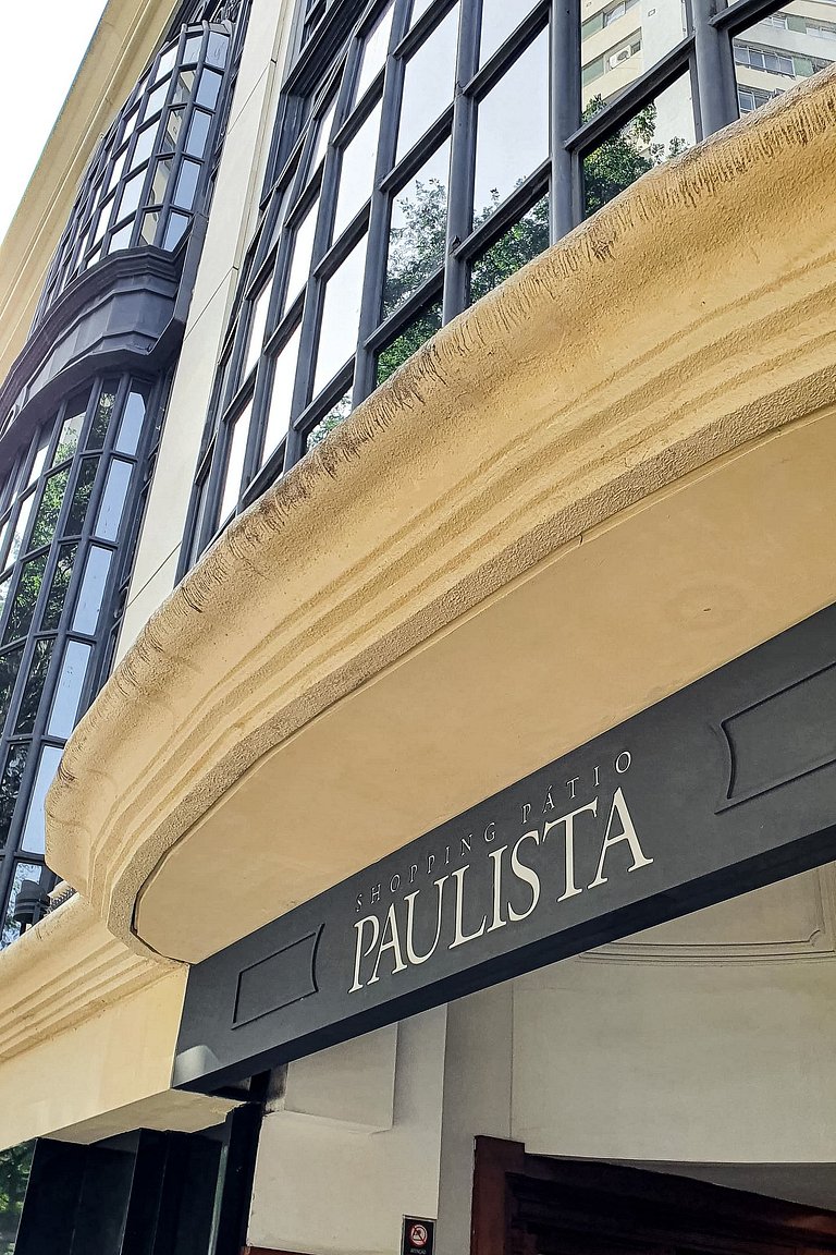 Apto com cama queen em predio NOVO com piscina