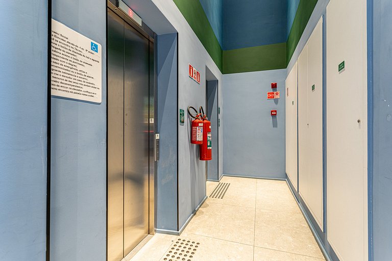 Ap com varanda ao lado do Hospital das Clinicas