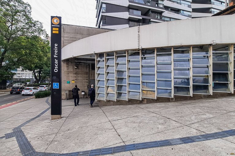 Studio proximo ao metro na Rua Oscar Freire
