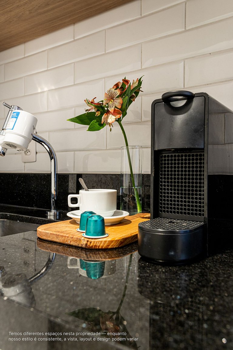 Estúdio em prédio moderno próximo ao Pq Ibirapuera