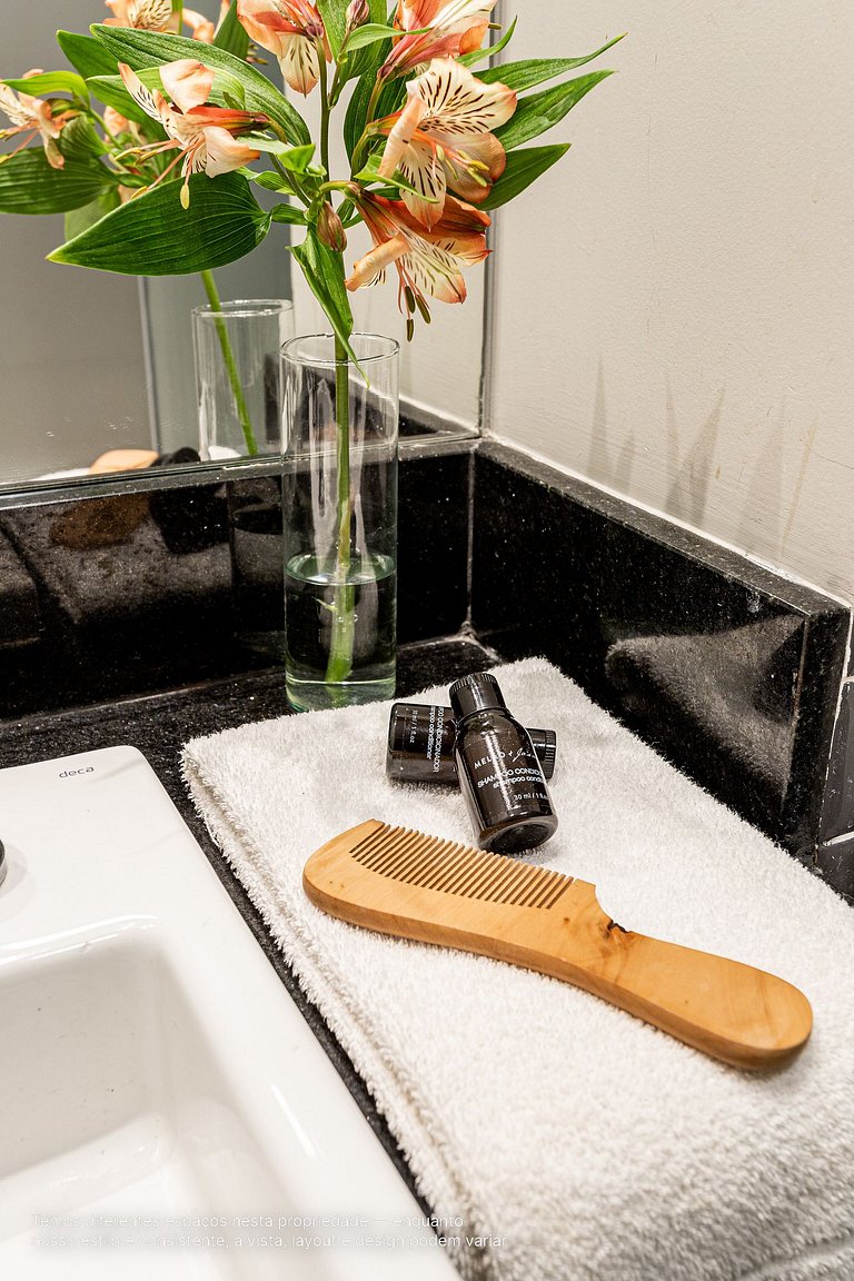 Estúdio em prédio moderno próximo ao Pq Ibirapuera