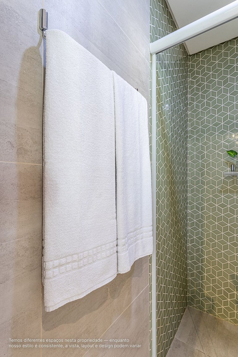 Studio c varanda, cama queen próx ao Pq Ibirapuera