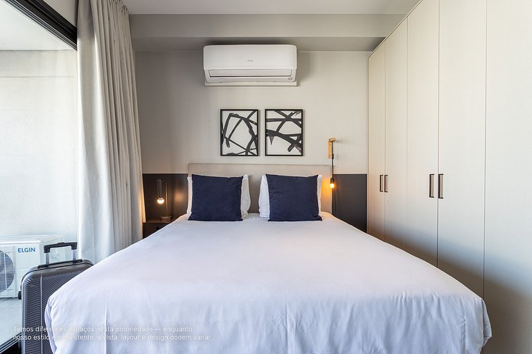 Studio c varanda, cama queen próx ao Pq Ibirapuera
