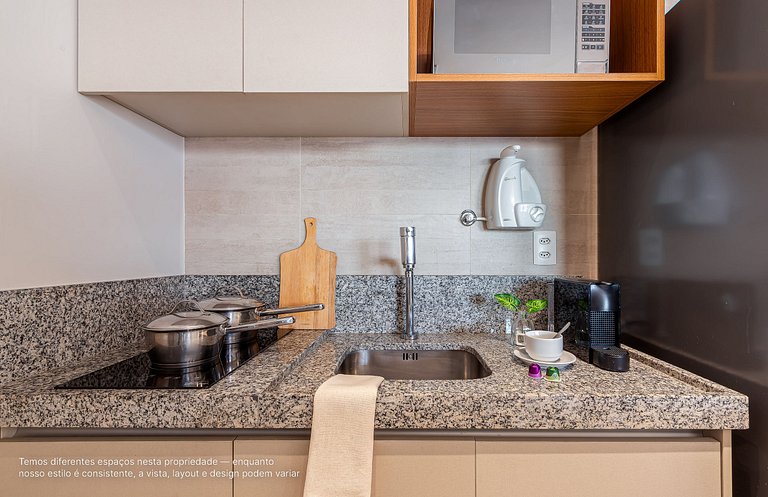 Studio c varanda, cama queen |Próx Pq ibirapuera