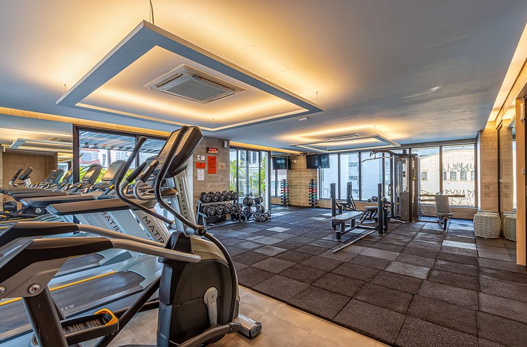 Studio c varanda, cama queen próx ao Pq Ibirapuera