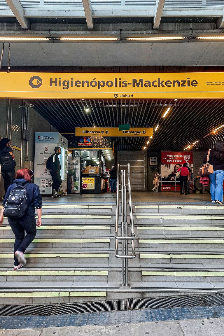 Ap amplo com ótima área comum ao lado do mackenzie