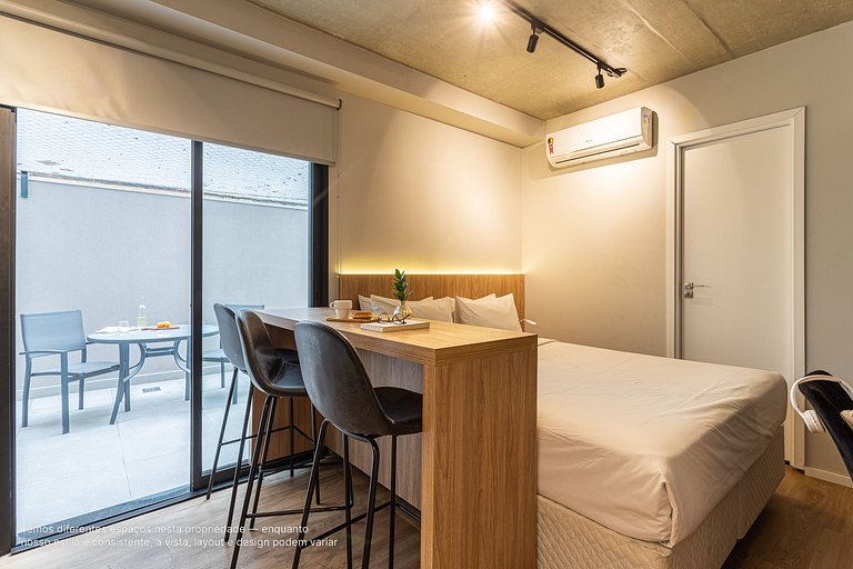 Studio novo c/ área externa ao lado da Paulista
