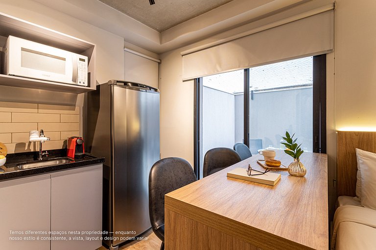 Estúdio novo c/ área externa ao lado da Paulista