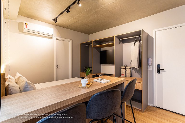 Studio novo c/ área externa ao lado da Paulista