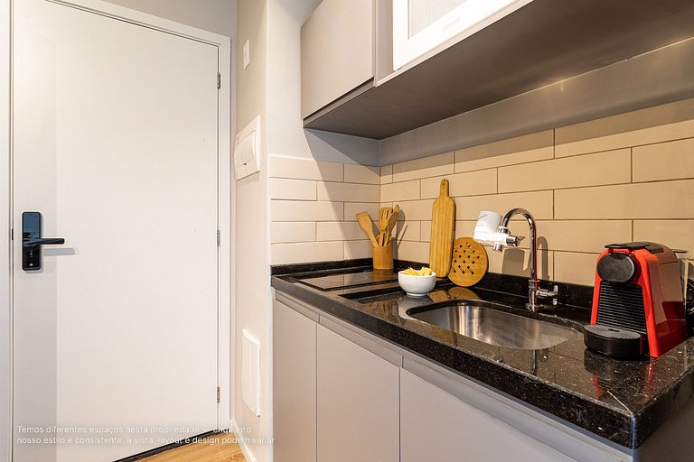 Studio novo c/ área externa ao lado da Paulista