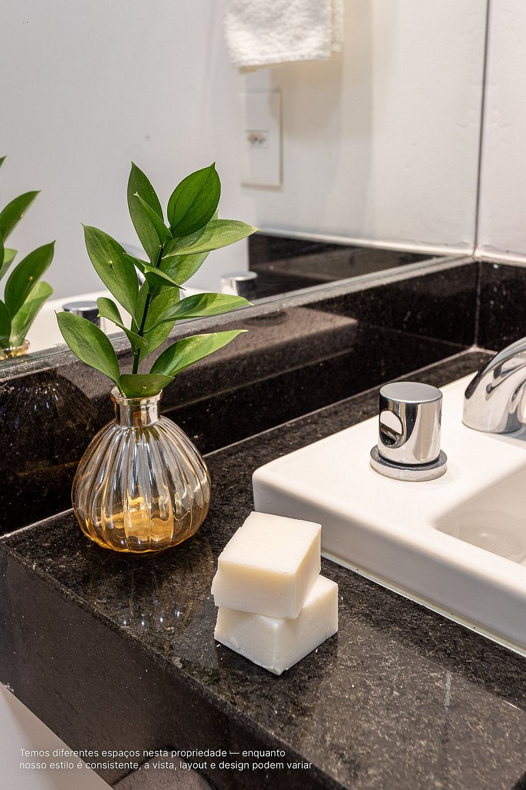 Estúdio novo c/ área externa ao lado da Paulista