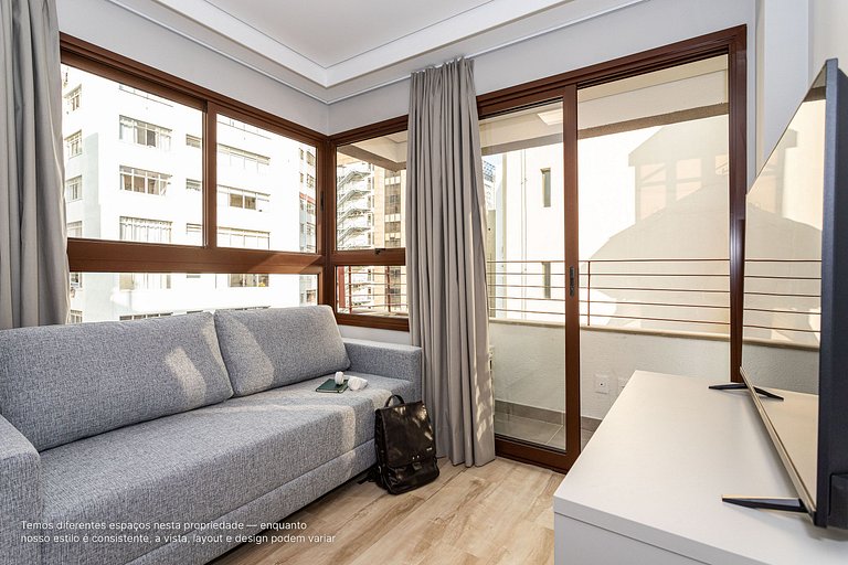 Duplex c Varanda e Ar Condicionado na Bela Cintra
