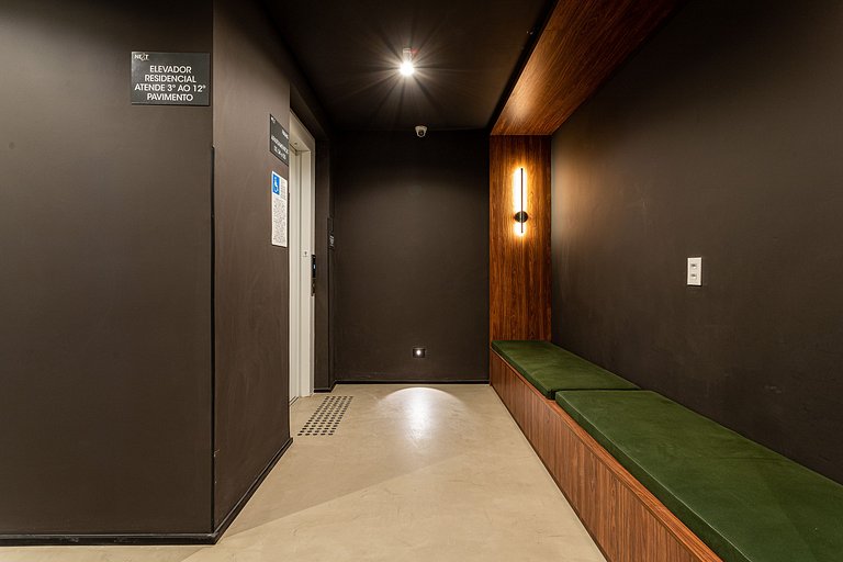 Estúdio em prédio c/ Academia e Coworking em SP