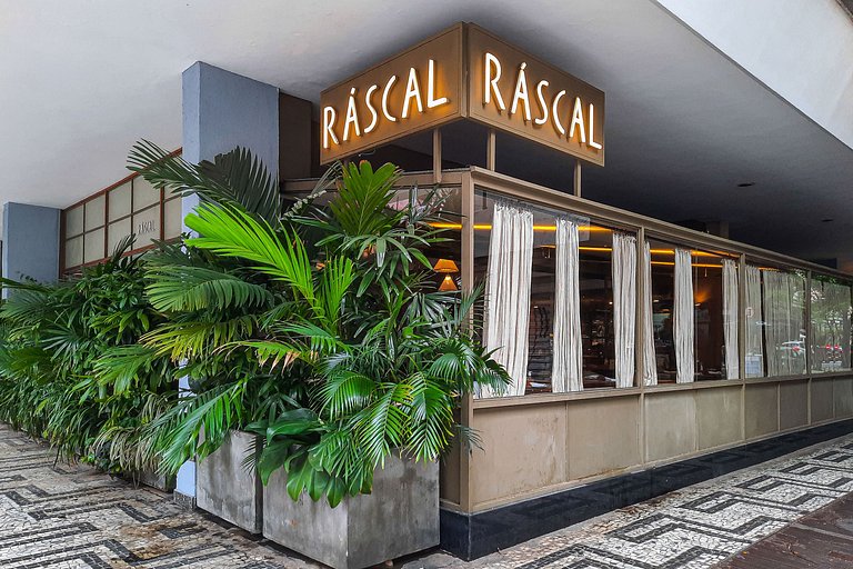 Estúdio em prédio com Jacuzzi próx da Av. Paulista