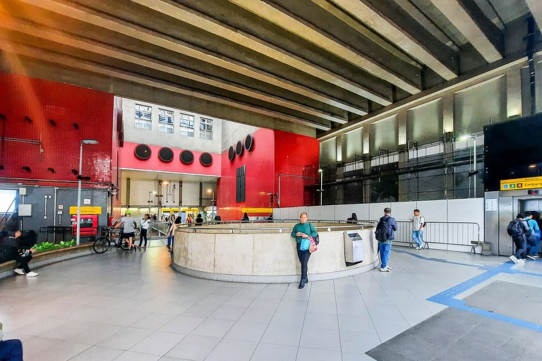 Estúdio em prédio c/ Academia e Coworking em SP
