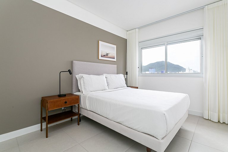 Ap 1 quarto com churrasqueira e sacada ampla