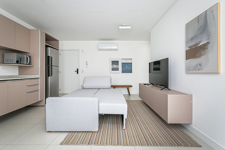 Ap 1 quarto com sacada proximo ao mar