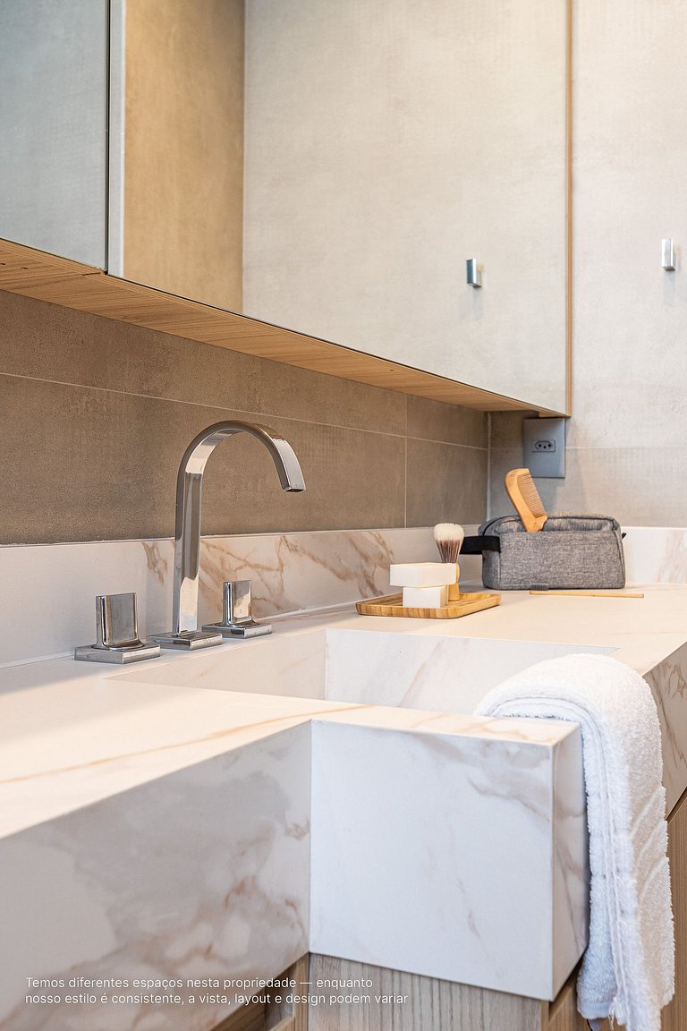 Apartamento grande com café da manhã na Rebouças