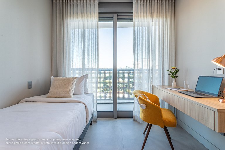 Apartamento grande com café da manhã na Rebouças