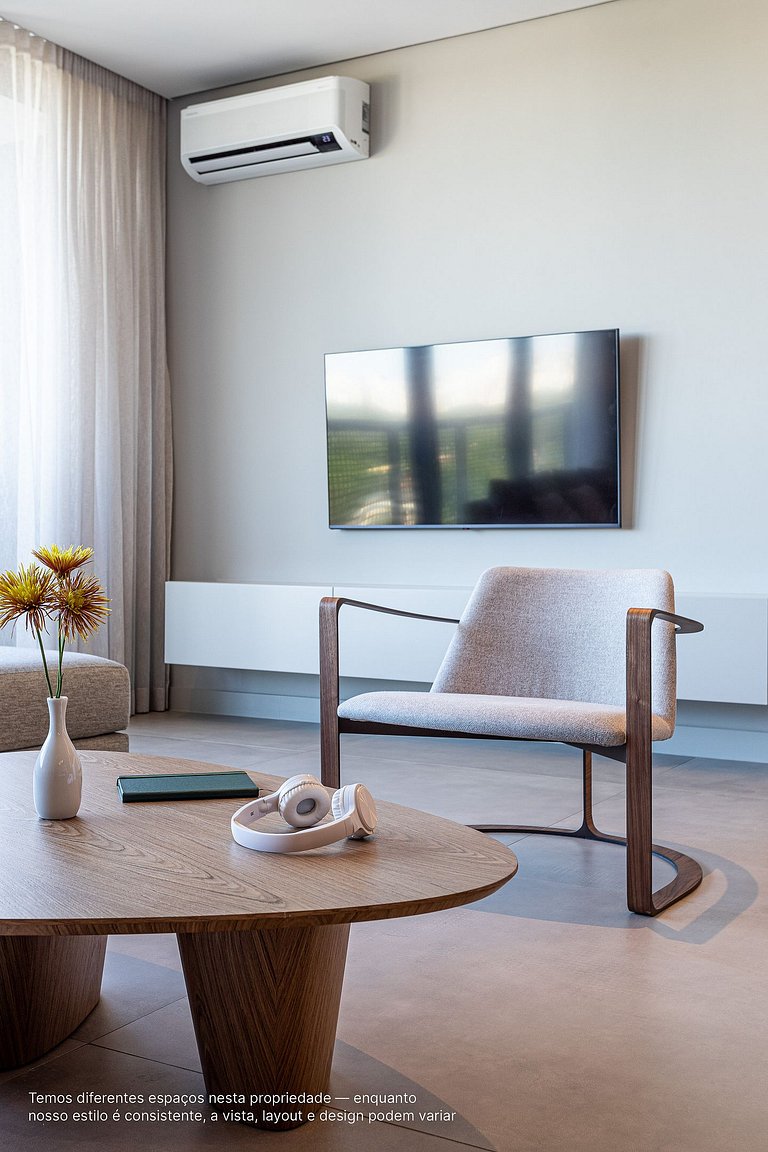 Apartamento grande com café da manhã na Rebouças