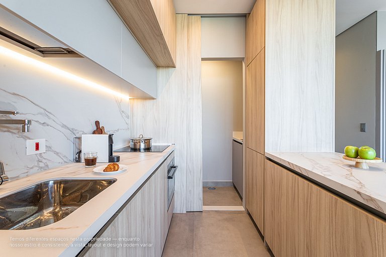 Apartamento grande com café da manhã na Rebouças