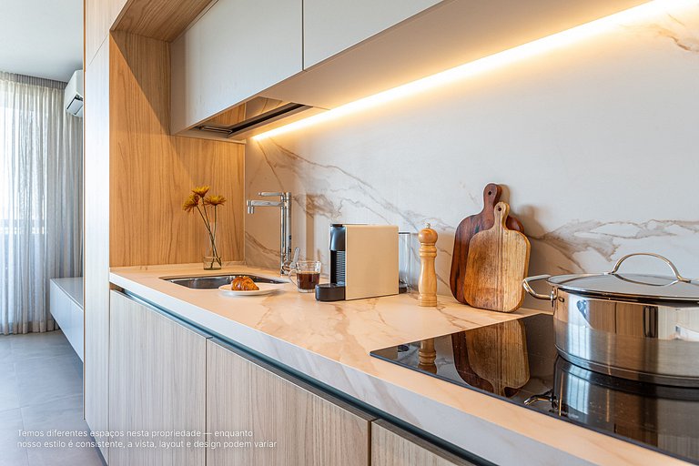 Apartamento grande com café da manhã na Rebouças