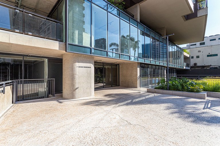 Studio em prédio com coworking e academia