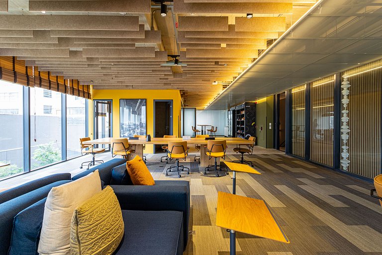 Apto moderno, prédio c coworking, terraço, piscina