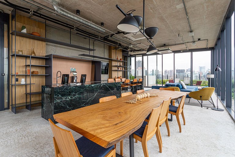 Studio em prédio com coworking e academia