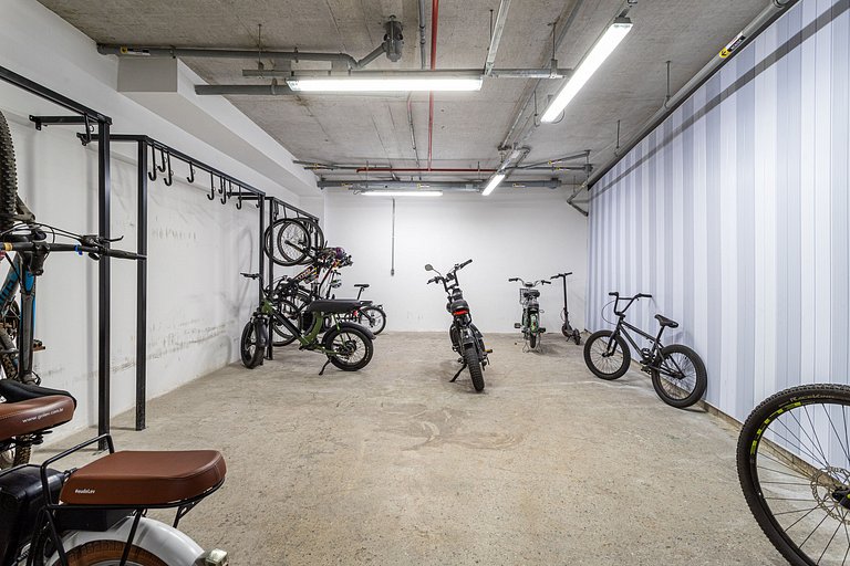 Apto moderno, prédio c coworking, terraço, piscina