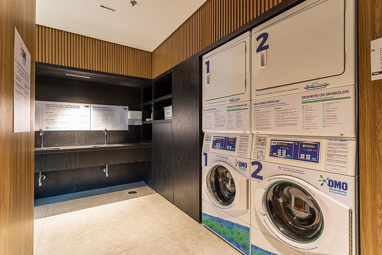 Piscina, Cama King e Café da Manhã | Nações Unidas