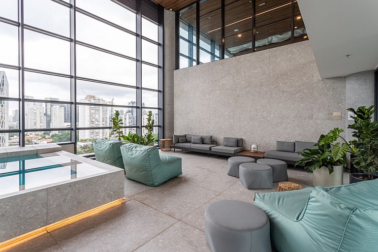 Piscina, Cama King e Café da Manhã | Nações Unidas