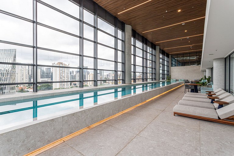 Piscina, Cama King e Café da Manhã | Nações Unidas