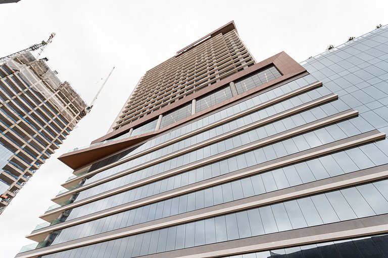 Luxo e Café da Manhã - Apê p 3 pessoas c Cama King