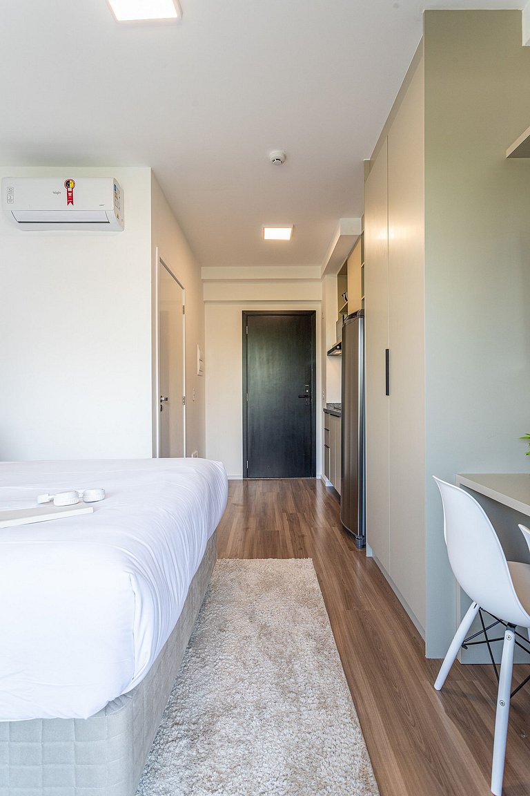 Studio, wi-fi, Cama queen, próx. Shopping Morumbi