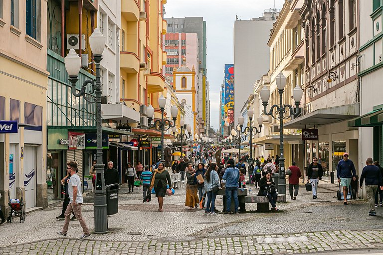Estúdios renovado c cama King no Centro