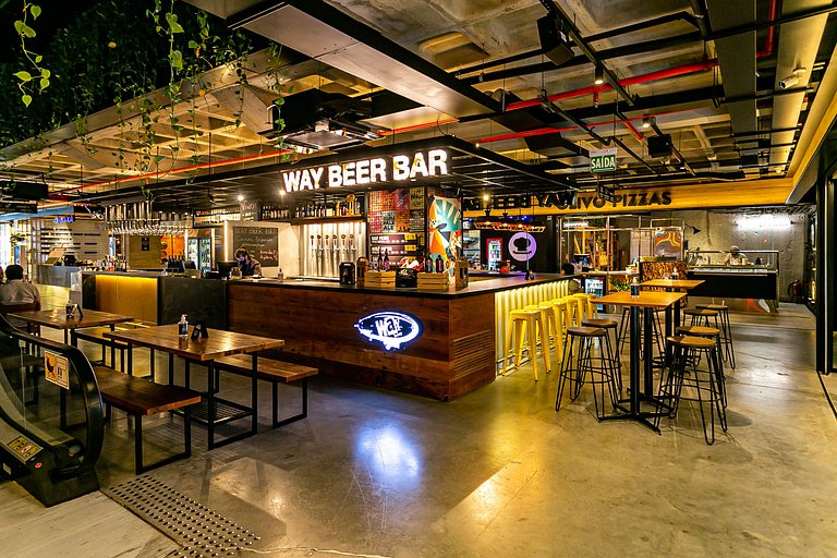 Estúdios renovado c cama King no Centro