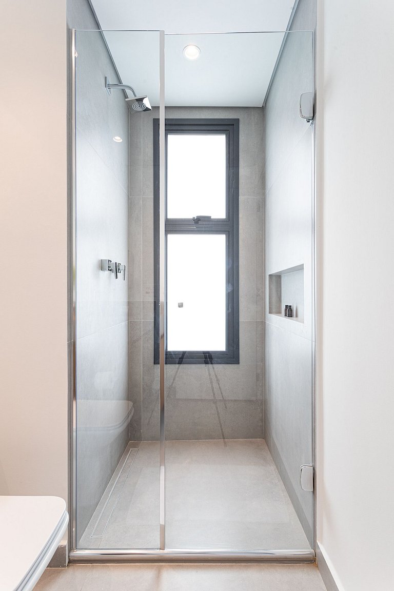 Luxo e Café da Manhã - Apê p 3 pessoas c Cama King