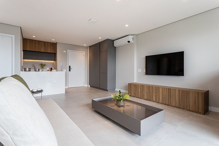 Piscina, Cama King e Café da Manhã | Nações Unidas