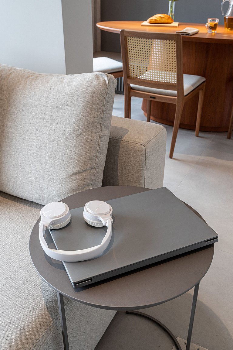 Piscina, Cama King e Café da Manhã | Nações Unidas