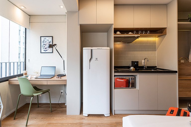 Studio elegante à passos da Paulista