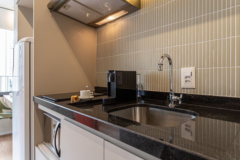 Studio elegante à passos da Paulista