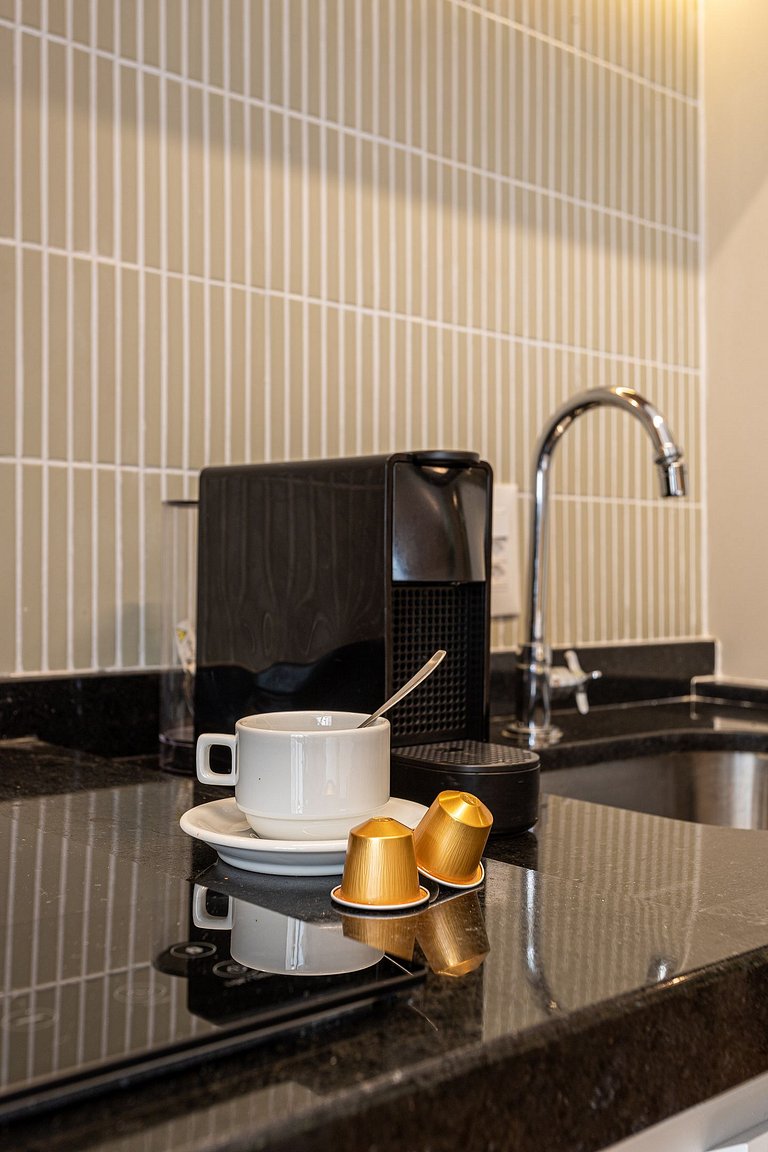 Studio elegante à passos da Paulista