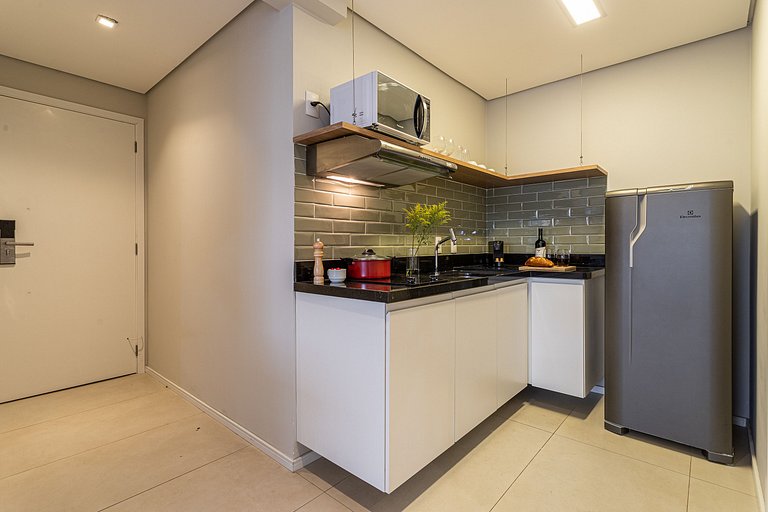 Studio em prédio moderno próximo ao Pq Ibirapuera