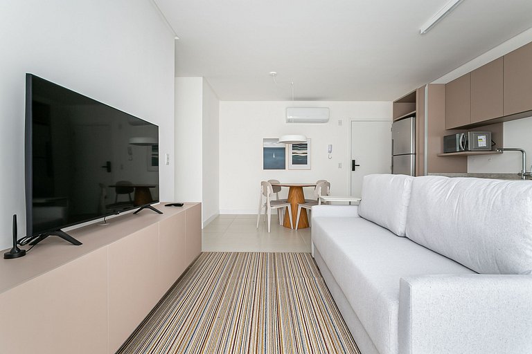 Ap 1 quarto com sacada proximo ao mar