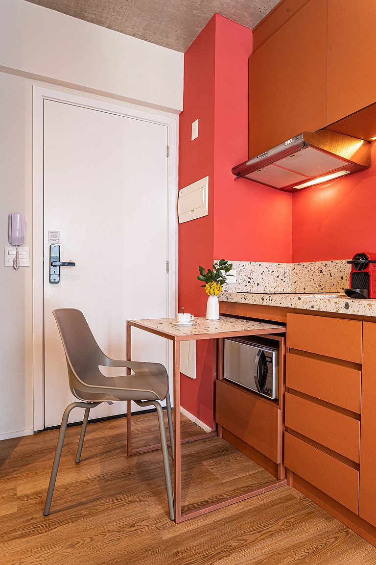 Apê próximo à paulista com coworking